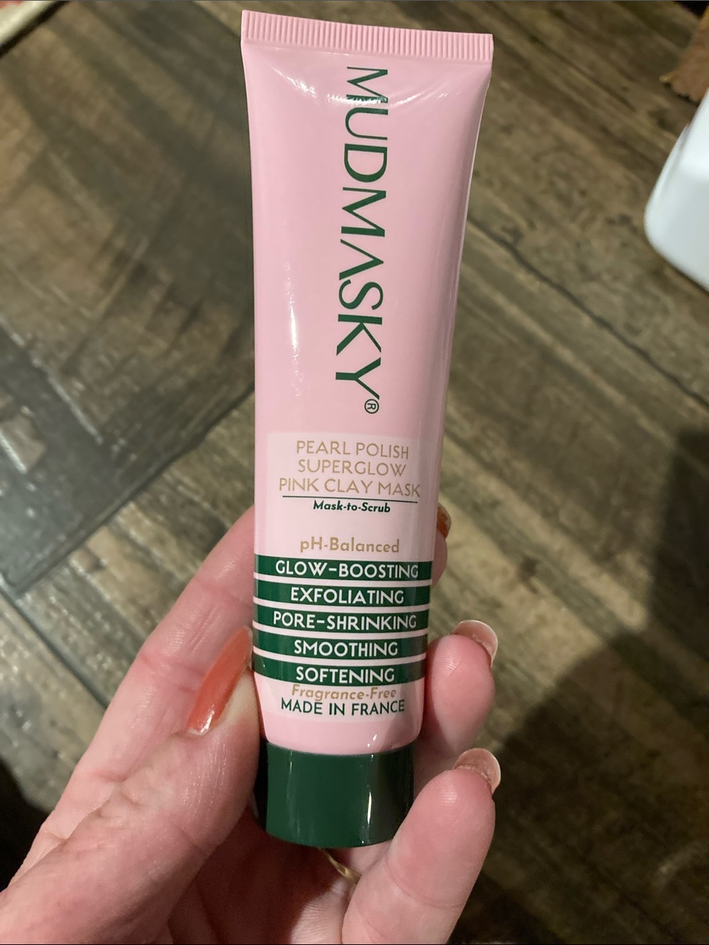 Mudmasky Pearl Polish Pink Clay Mask - Glow-Boosting Exfoliating Mask